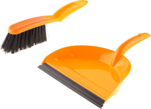 Щетка-сметка в комплекте с совком